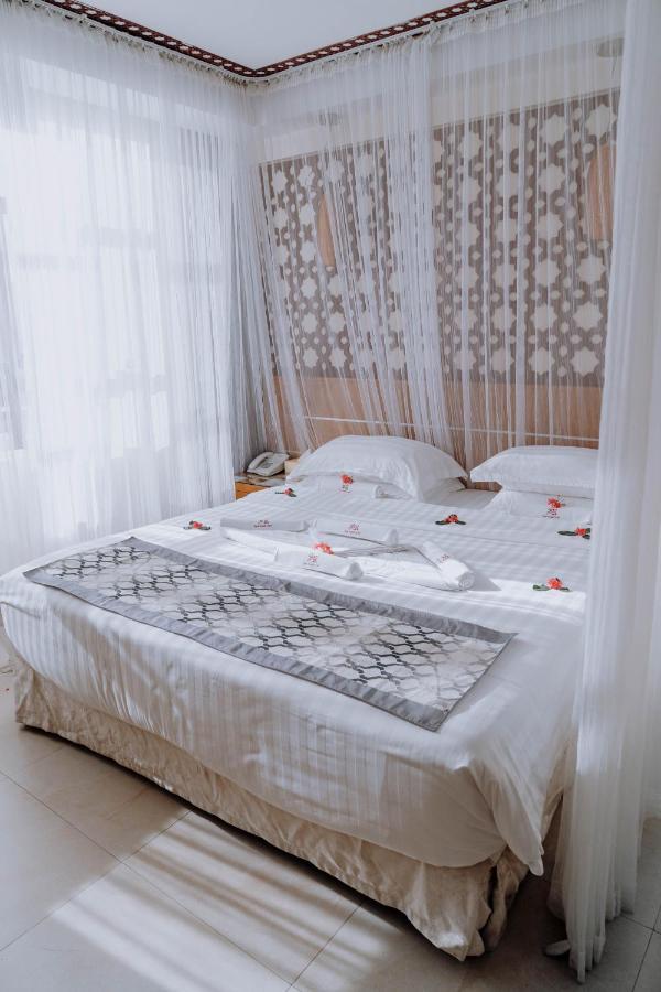 Saab Royale Hotel Найробі Екстер'єр фото